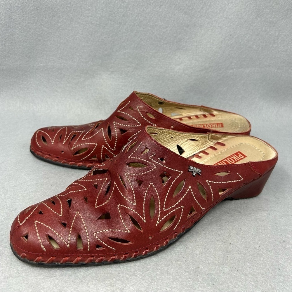 Pikolinos Women 40/9.5-10 Leather Laser Cut Perforated Slip On Slide Mules Red